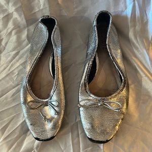 Used Metallic Silver flats